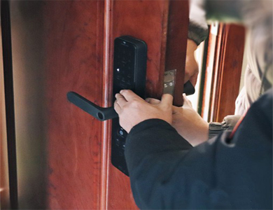 和静24小时上门开锁公司